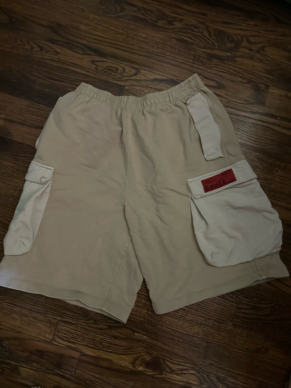 CHNGE Soft cargo shorts size M
